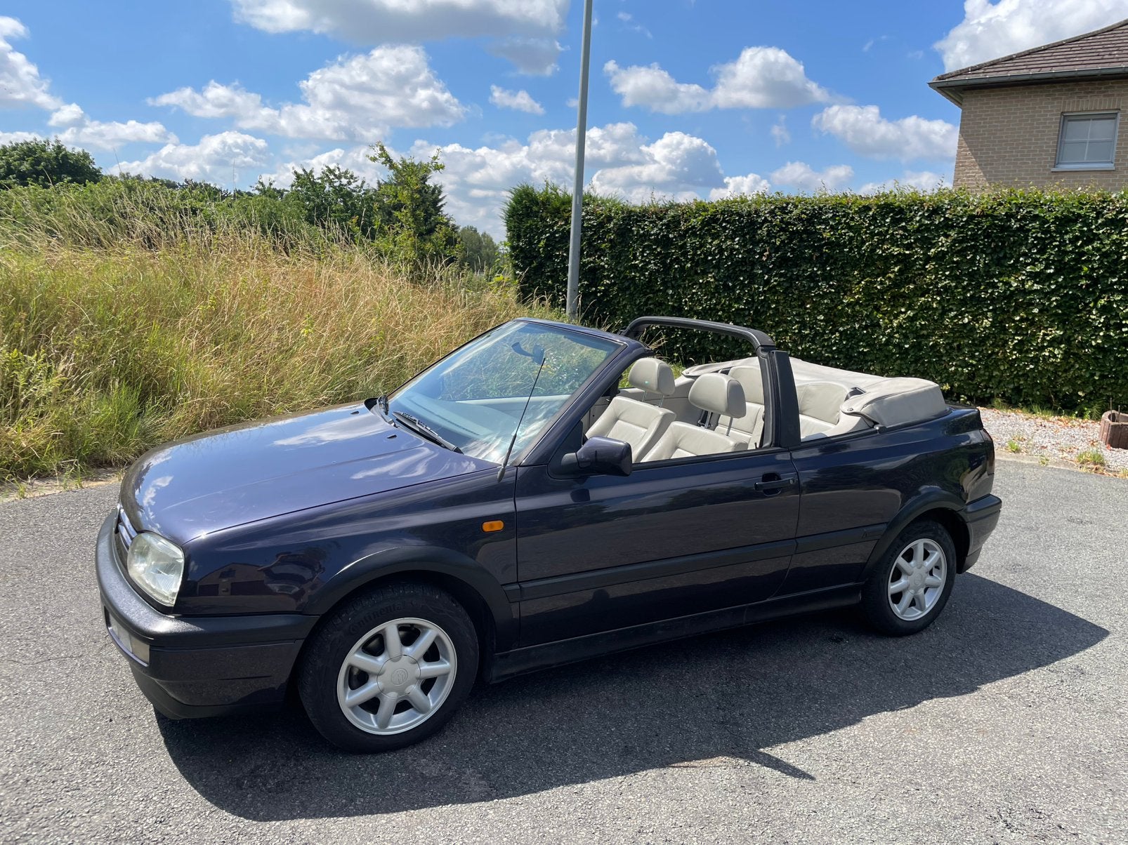 Volkswagen Golf 3 Cabriolet 1997, Auto's, Volkswagen, Voorwielaandrijving, 4 zetels, Beige, Overige kleuren