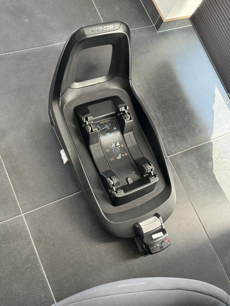Isofix van merk Maxi-Cosi, Ophalen, Zo goed als nieuw