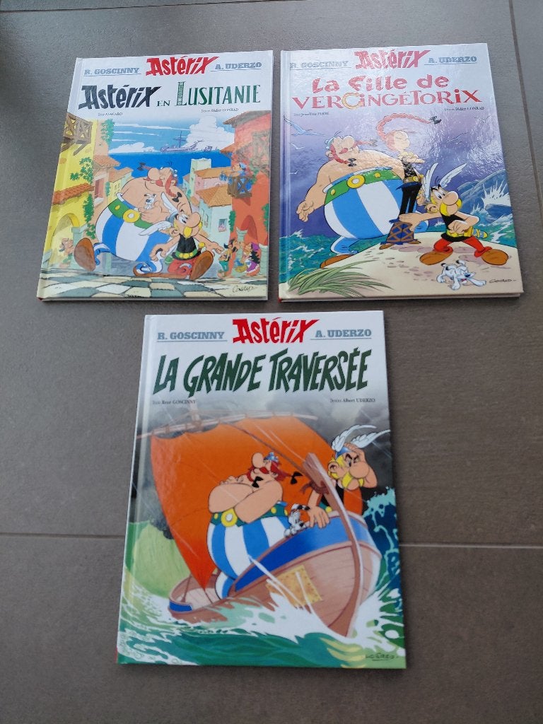 3 BD Astérix, Plusieurs BD, Enlèvement ou Envoi, Comme neuf