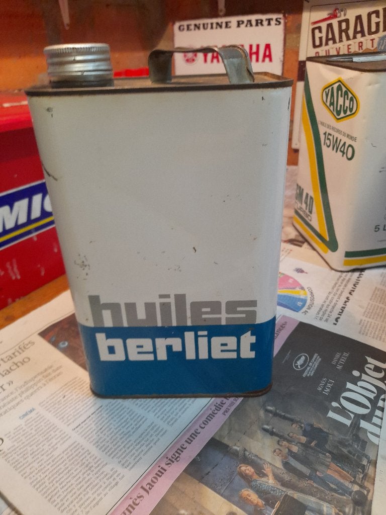 ancien bidon huile vide berliet mv2 sae 30/40 5l, Envoi, Utilisé, Autres types