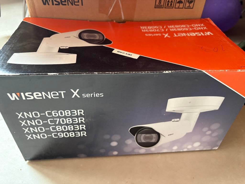 Hanwha Vision XNO-C9083R 4K AI camera, Ophalen, Zo goed als nieuw, Buitencamera