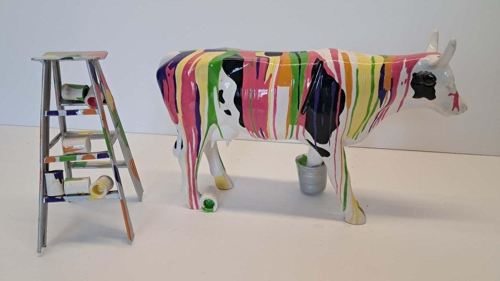 CowParade « Muuu Traviesa » Large – Leslie Zaide Zaidenweber, Antiquités & Art, Enlèvement