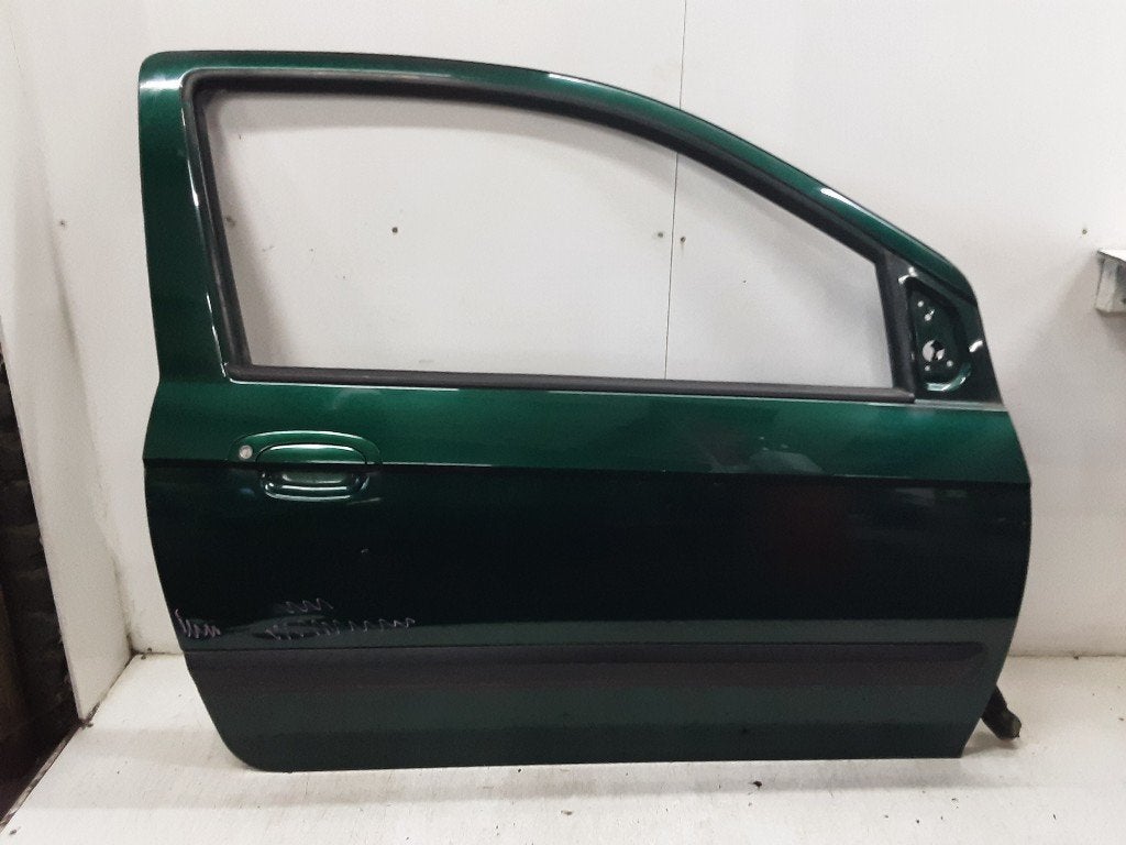 PORTIER RECHTS VOOR Hyundai Getz (01-2002/12-2010), Gebruikt, Deur, Mevr. I. Hauben, Hyundai