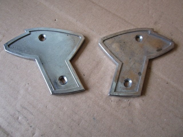 Set chrome tankschild (links + rechts) Peugeot 104 nieuw, Ophalen of Verzenden, Nieuw, Tank, Peugeot