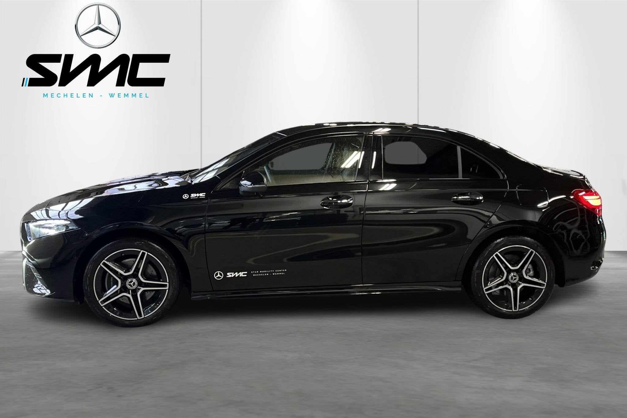 Mercedes-Benz A-Klasse A 250 e AMG Line (automatique), Autos, Achat, 4 portes, 16 kWh, Hybride rechargeable