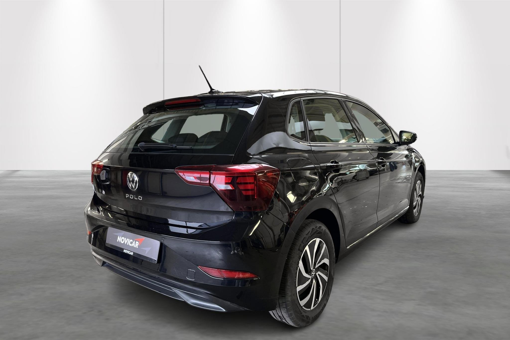 Volkswagen Polo 1.0 TSI Life United DSG, Auto's, Lane Keeping Assist, Stof, Gebruikt, Zwart