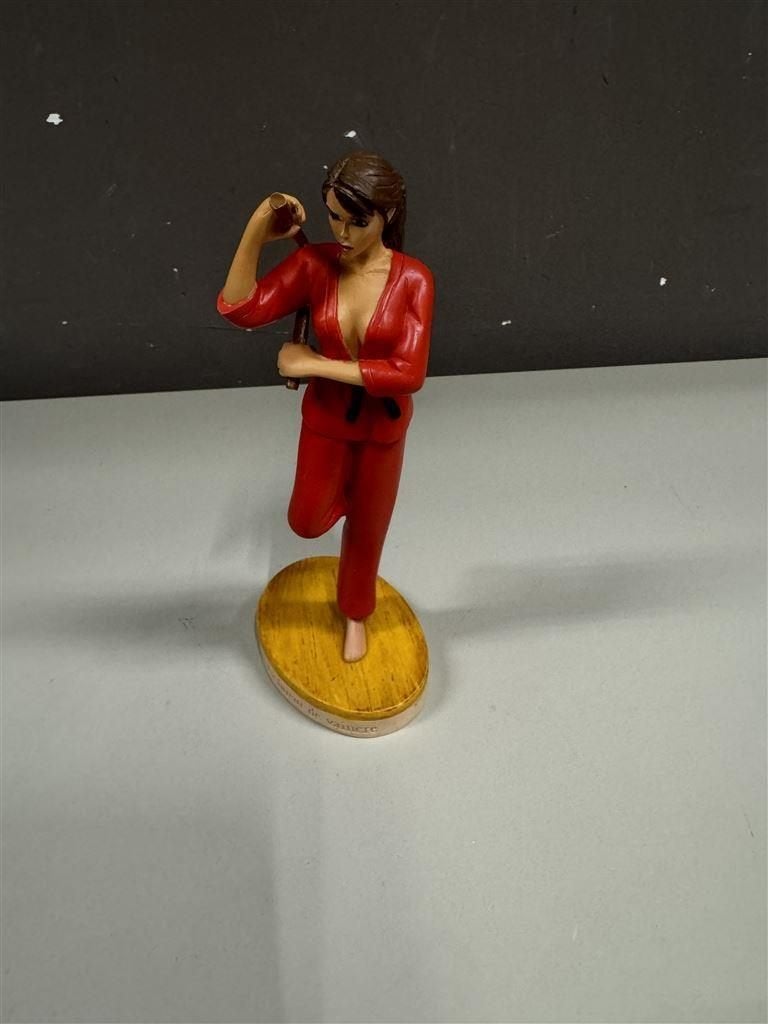 Lara Croft Legend figuur - La fereur de vaincre, Collections, Enlèvement ou Envoi, Comme neuf