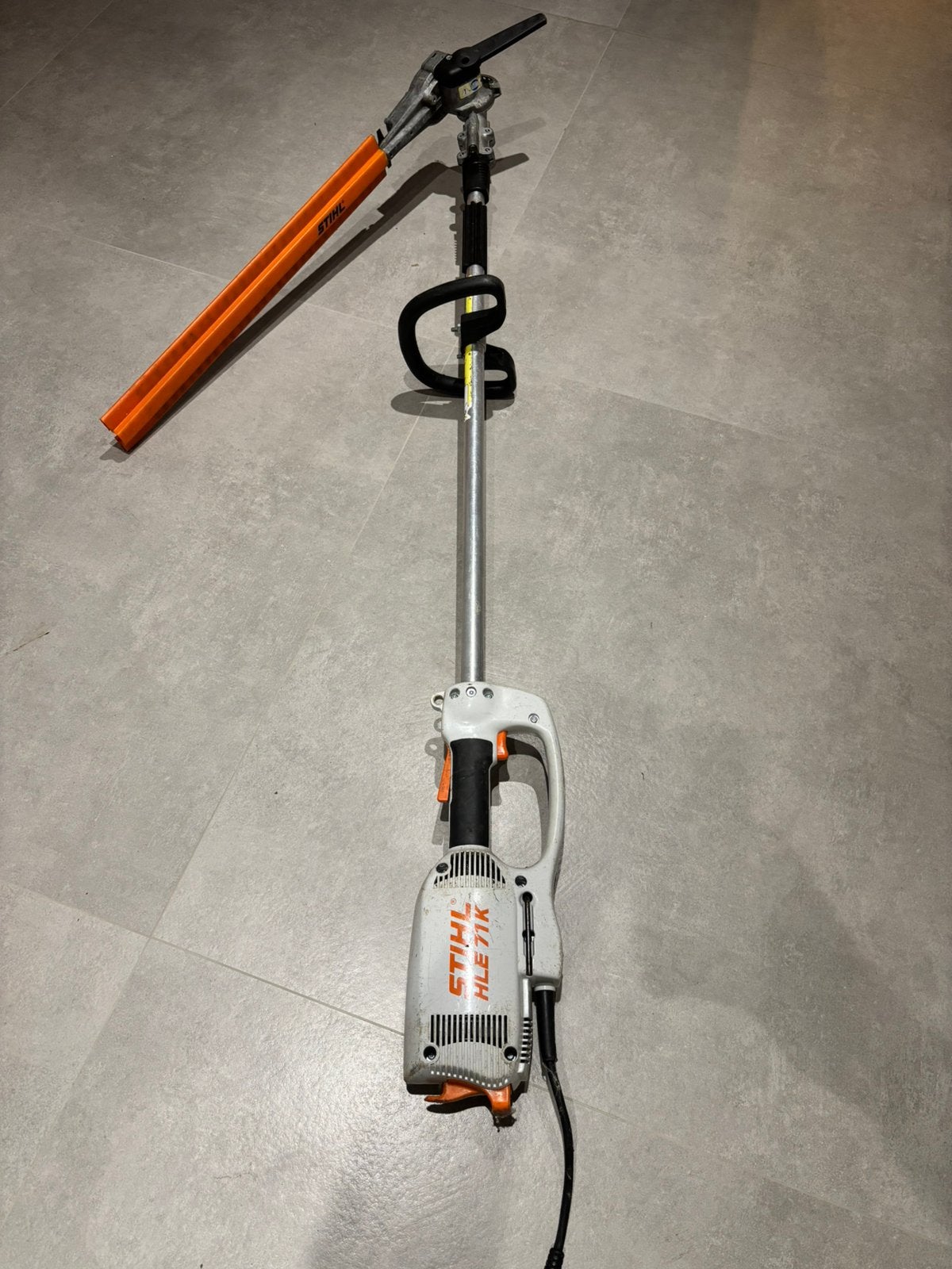 taille-haie électrique sur perche STIHL HLE 71 (, Jardin & Terrasse, Enlèvement, Comme neuf, Électrique