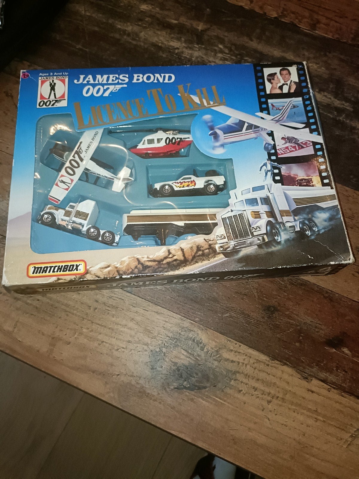 Matchbox - James Bond-licentie om Pack te doden, Hobby en Vrije tijd, Modelbouw | Auto's en Voertuigen, Truck, Ophalen of Verzenden