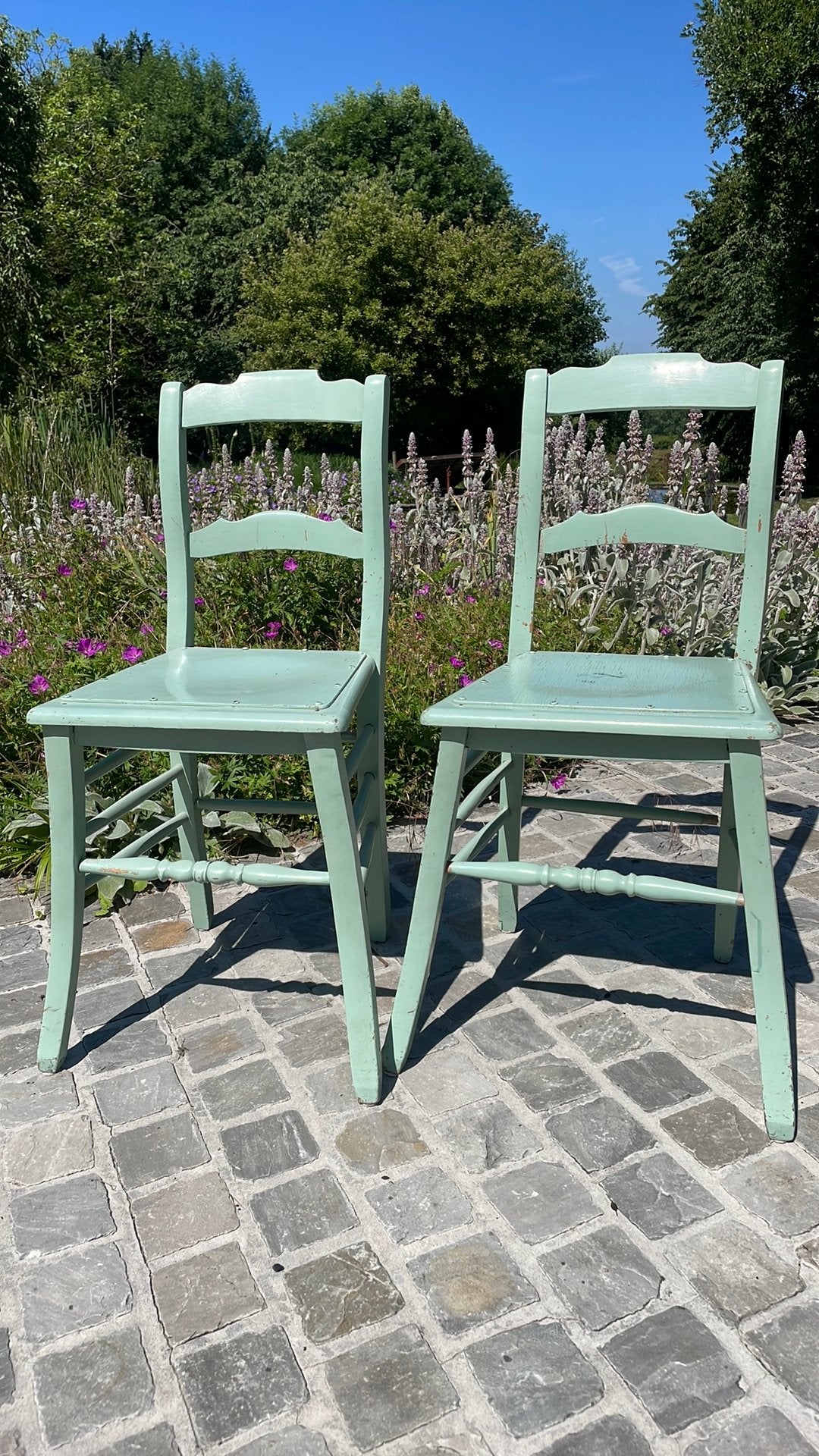 Twee vintage houten stoelen, Autres couleurs, Deux, Enlèvement, Utilisé