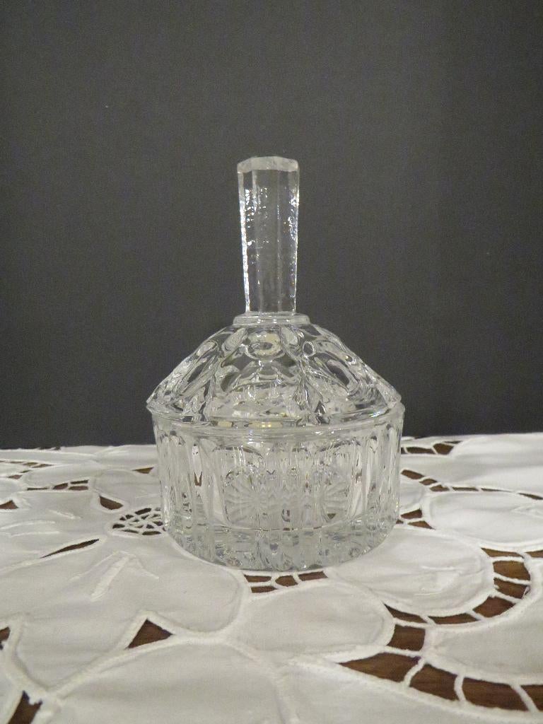 Flacon de toilette en cristal de Bohème, Antiquités & Art, Antiquités | Verre & Cristal, Enlèvement ou Envoi