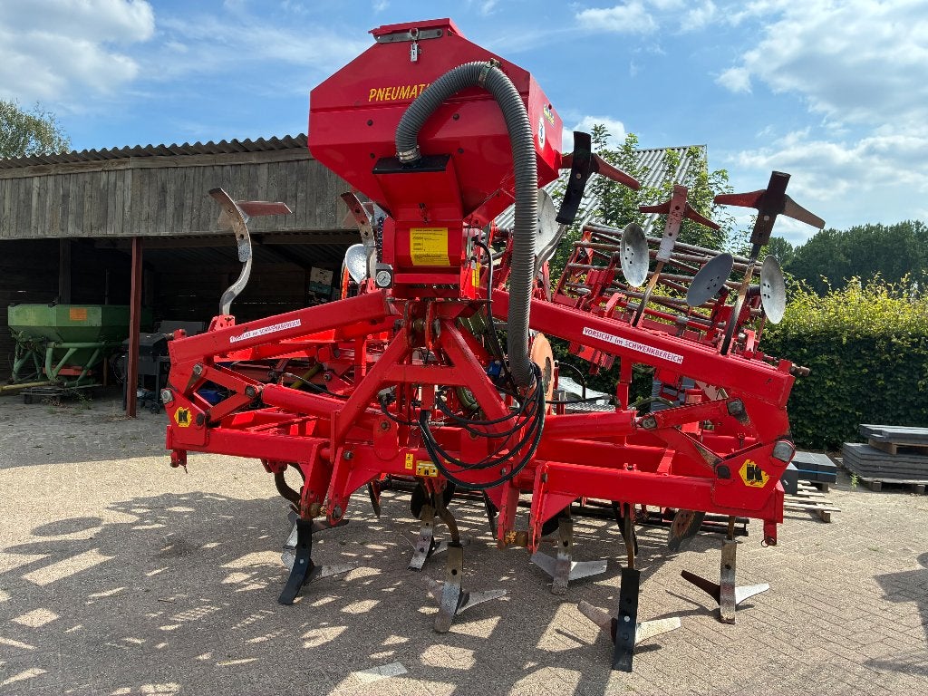 Knoche vleugelschaar cultivator ( smaragd ), Enlèvement, Cultures, Labour
