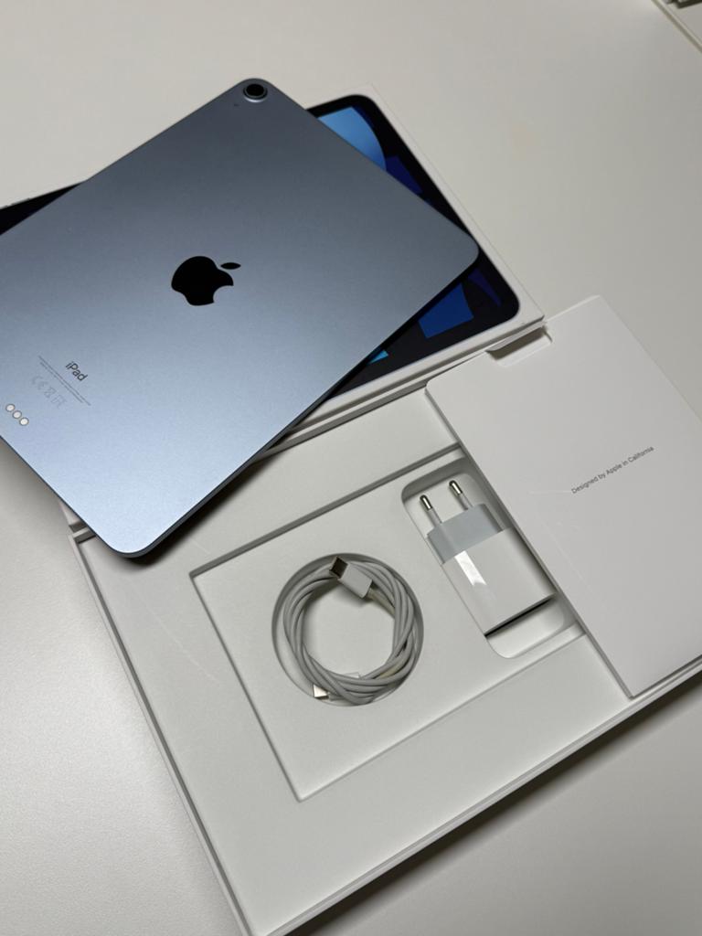 Apple iPad Air ✅ 256 GB ✅ Wi-Fi hemelsblauw, Computers en Software, Apple iPads, Zo goed als nieuw, Apple iPad Air, Wi-Fi, 11 inch