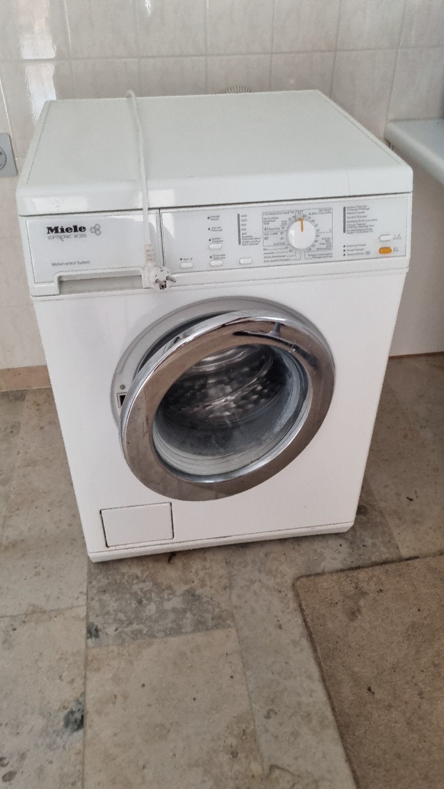 wasmachine, Elektronische apparatuur, Wasmachines, Ophalen, Gebruikt, 1200 tot 1600 toeren, Voorlader