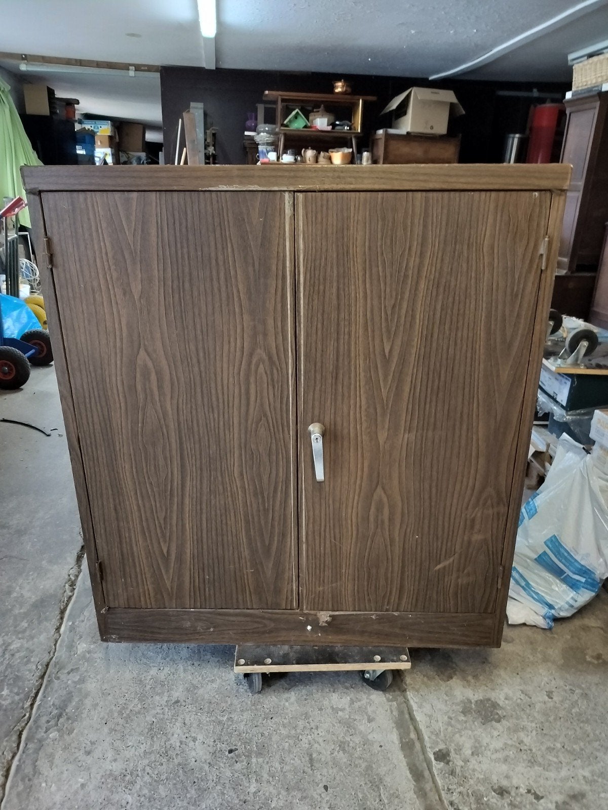 armoire métallique, Enlèvement