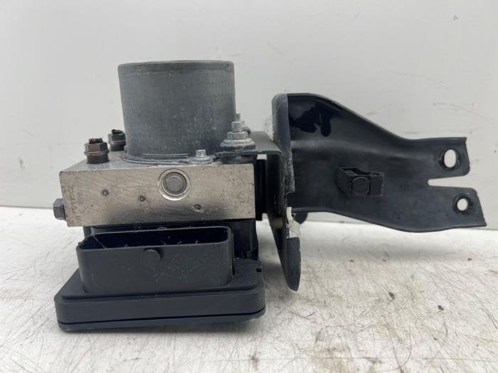 ABS Pomp van een Volkswagen Polo, Gebruikt, -, Volkswagen, -