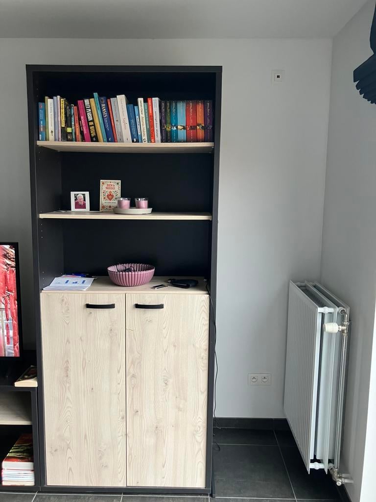 Kast, Ophalen, 200 cm of meer, 50 tot 100 cm, Zo goed als nieuw