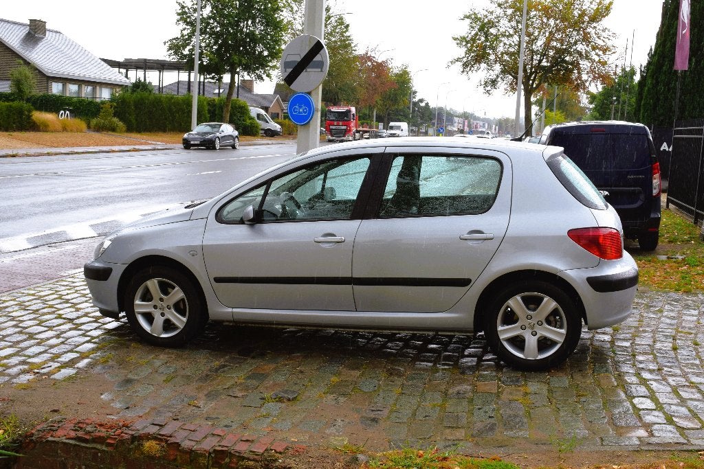 Peugeot 307 1.6HDi/AIRCO/LEDER/HISTORY/GARANTIE, Autos, Cuir, Argent ou Gris, Entreprise, Noir