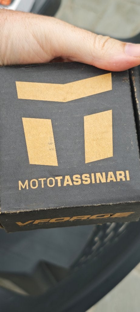 C’est une boîte à clapets Yamaha, Enlèvement ou Envoi, Neuf