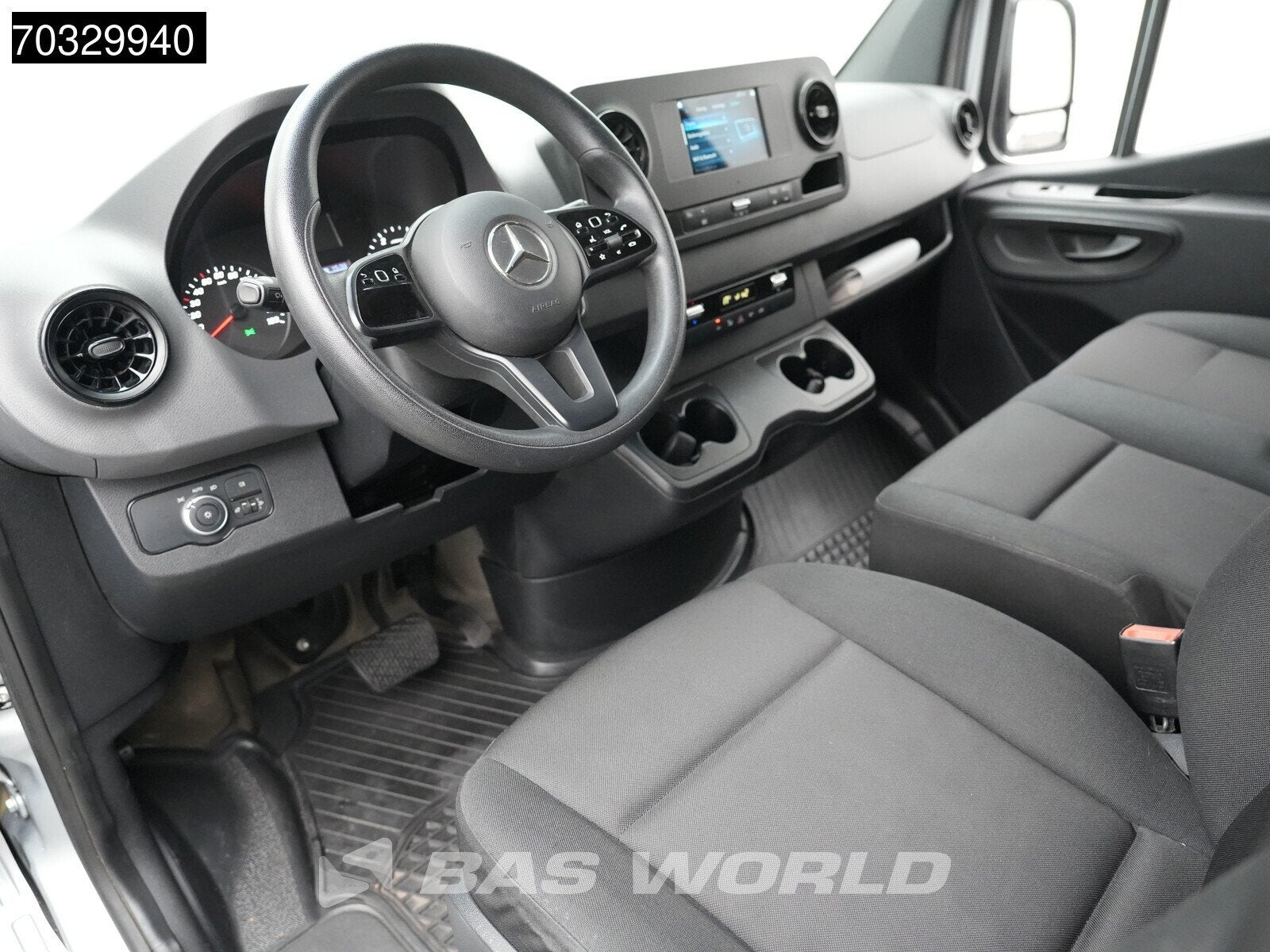 Mercedes Sprinter 215 CDI Automaat 150pk L2H2 MBUX Camera Ai, Automaat, Stof, Gebruikt, 4 cilinders