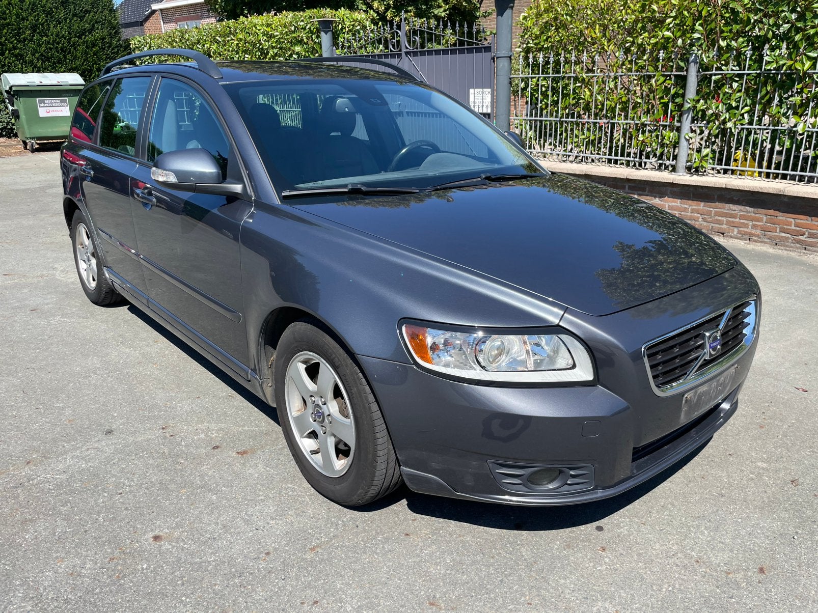 Volvo V50 1.6D  11/2009 130000km Euro 5 3950€, Auto's, Voorwielaandrijving, Euro 5, Zwart, 4 cilinders