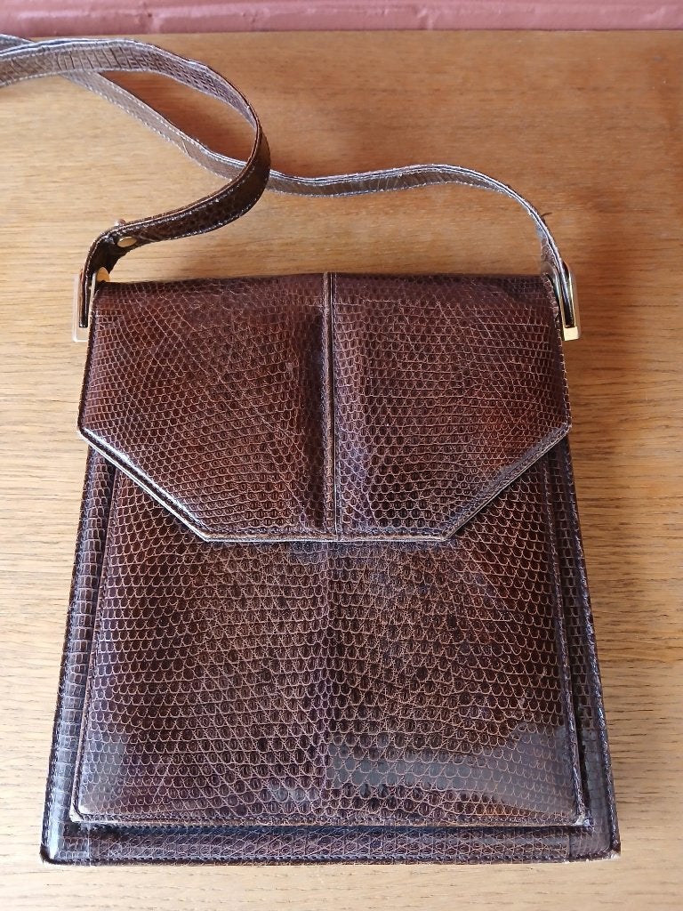 Vintage, bruine, lakleren handtas, Handtassen en Accessoires, Tassen | Damestassen, Ophalen of Verzenden, Gebruikt, Bruin, Handtas