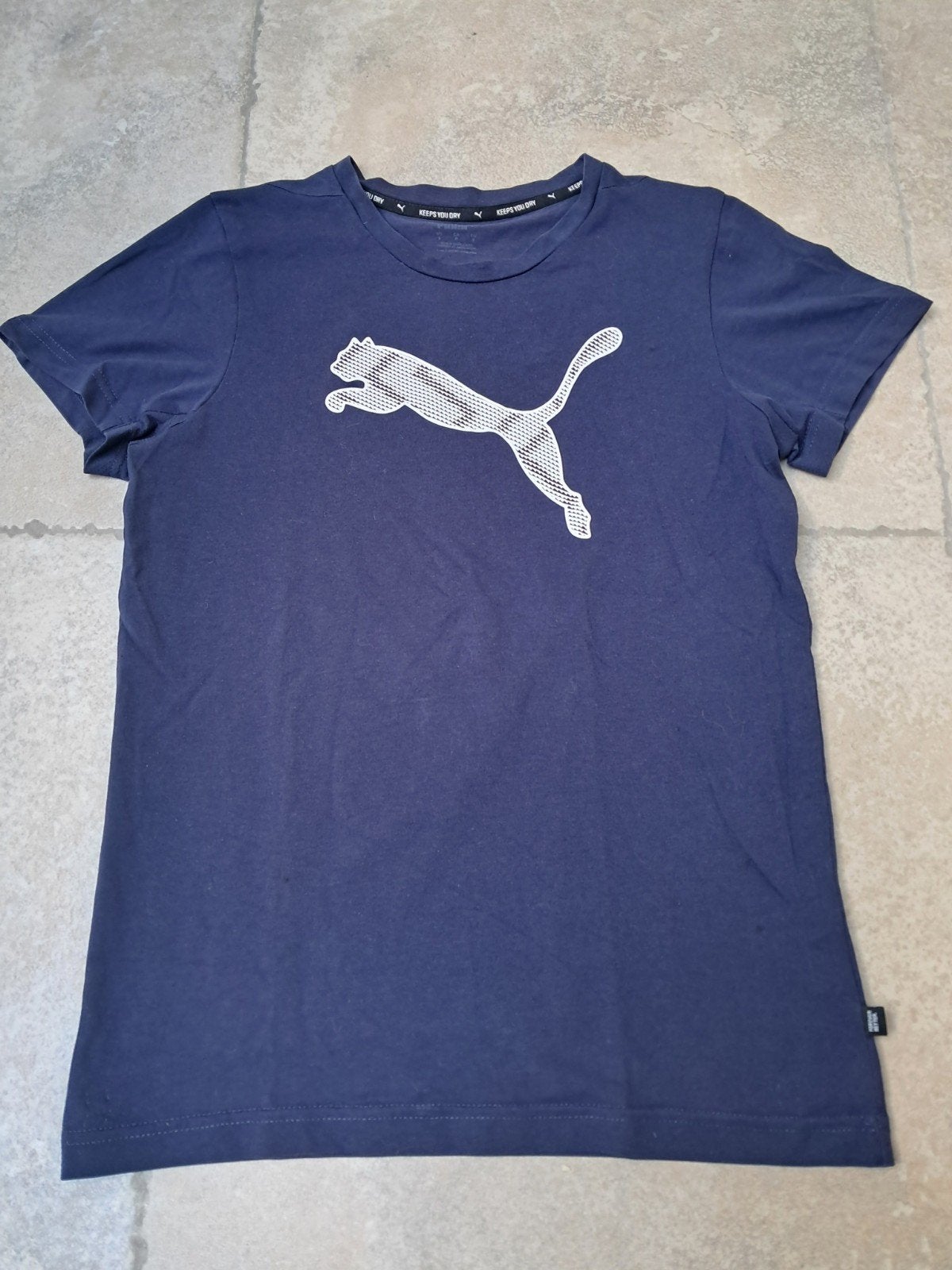Merk Puma : blauwe T-shirt mt 176, Enfants & Bébés, Vêtements enfant | Taille 176, Enlèvement ou Envoi, Comme neuf, Puma, Chemise ou À manches longues