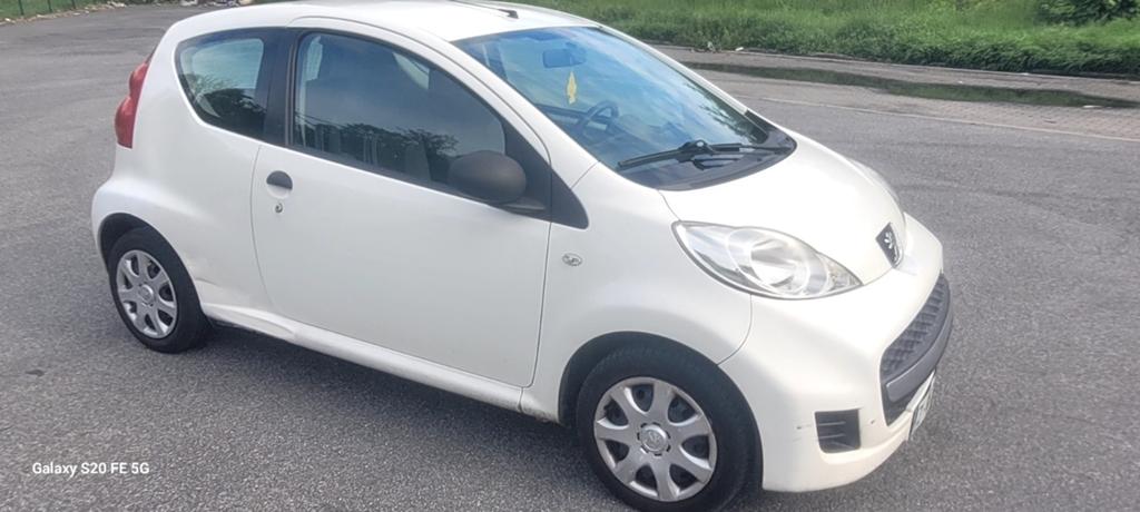 PEUGEOT 107+2012+1.0ES+EURO 5+CTOK+FEUILLE ROSE À 1799EU, Autos, Peugeot, Euro 5, Achat, Entreprise, Boîte manuelle