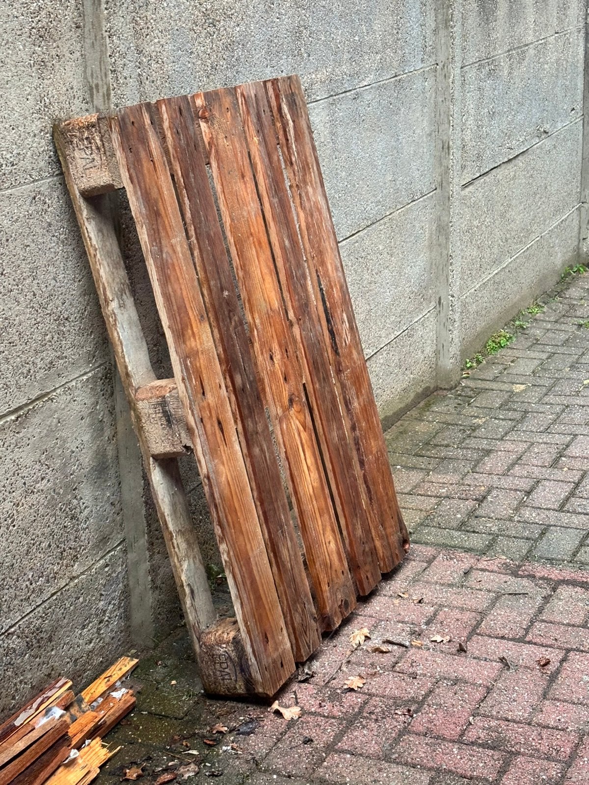 Palette européenne, Enlèvement, Comme neuf