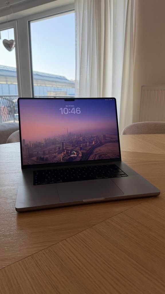 Macbook pro M1max 32go 1to, Informatique & Logiciels, Apple Macbooks, Enlèvement, Comme neuf, MacBook