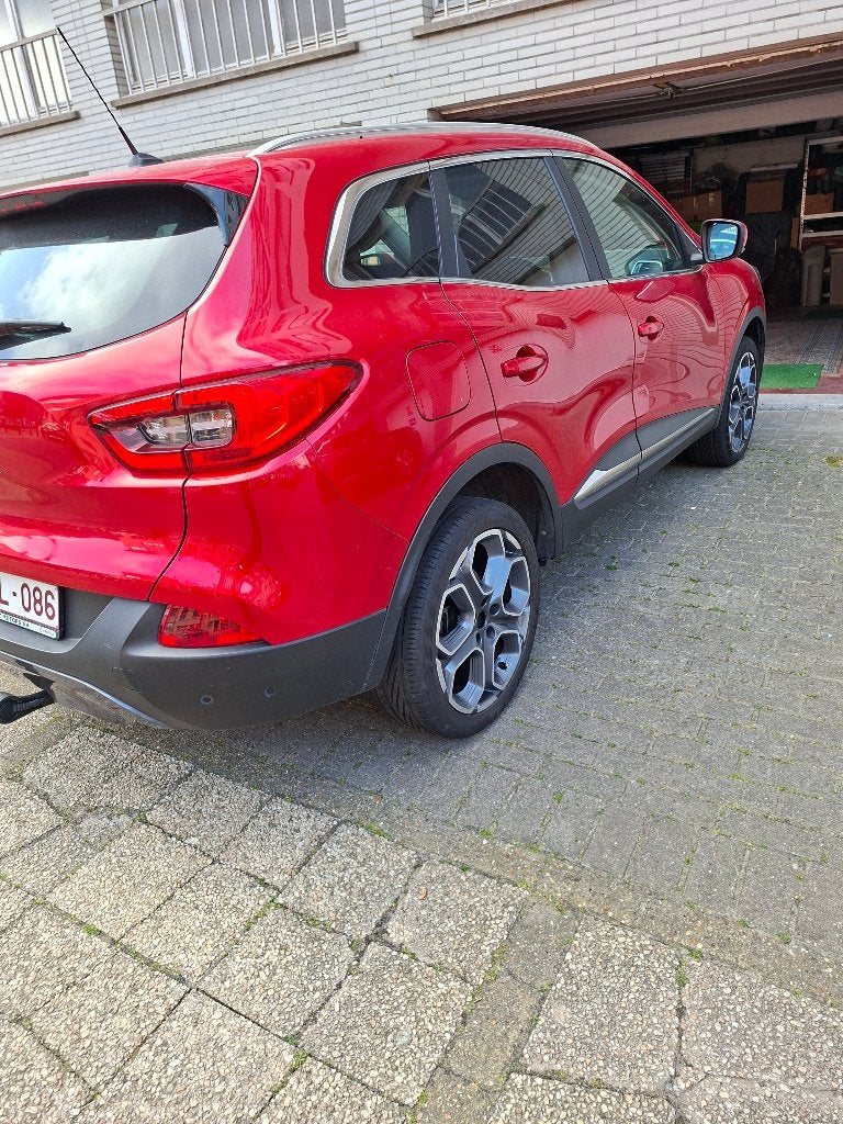 wagon, Autos, Renault, Particulier, Kadjar, ABS, Caméra de recul, Phares directionnels, Régulateur de distance, Airbags, Air conditionné