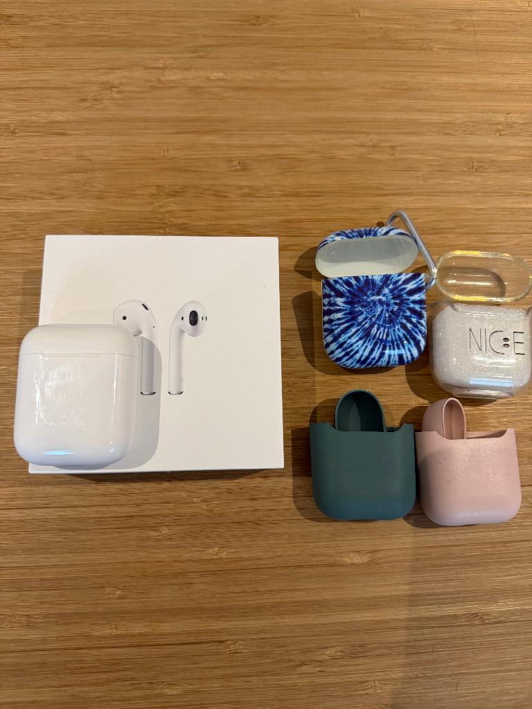 Apple Airpods 2ème génération avec boite original, Telecommunicatie, Mobiele telefoons | Oordopjes, Ophalen, Gebruikt, Wit, Apple