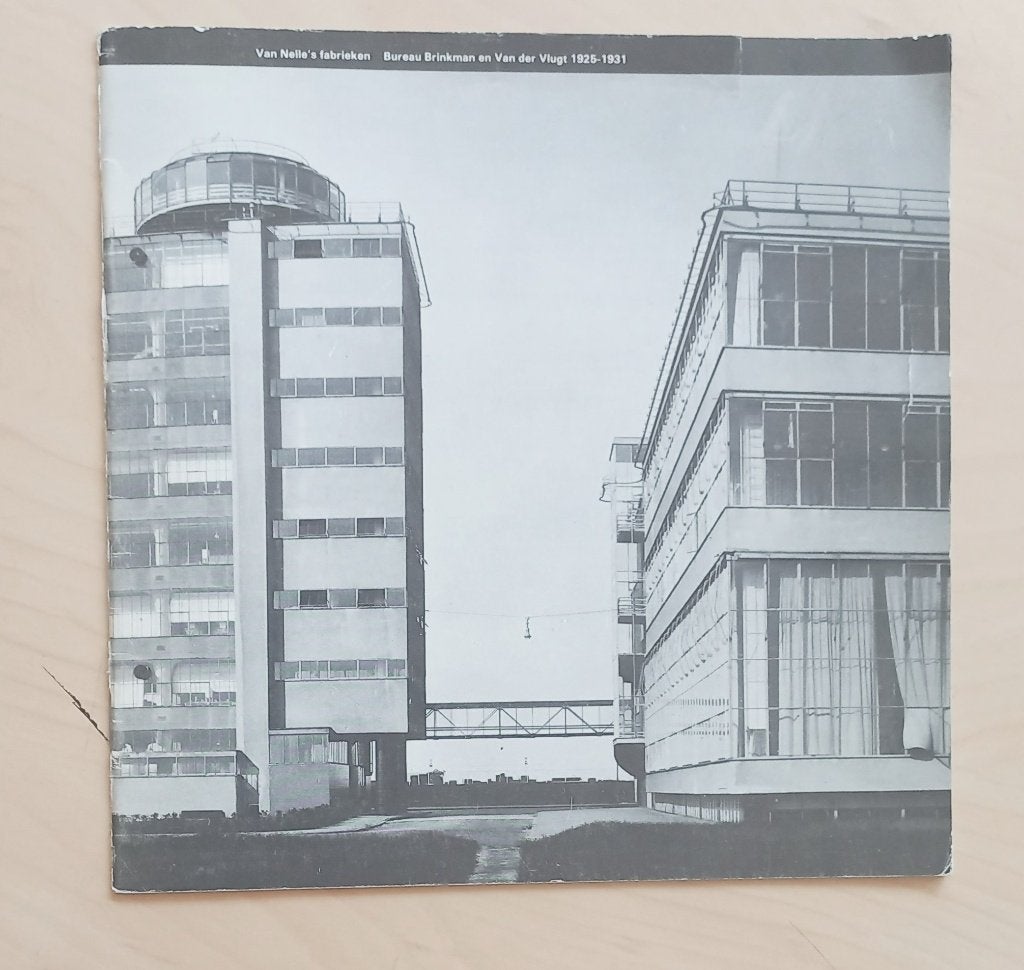 Van Nelle's fabrieken Rotterdam Brinkman en Van der Vlugt, Envoi