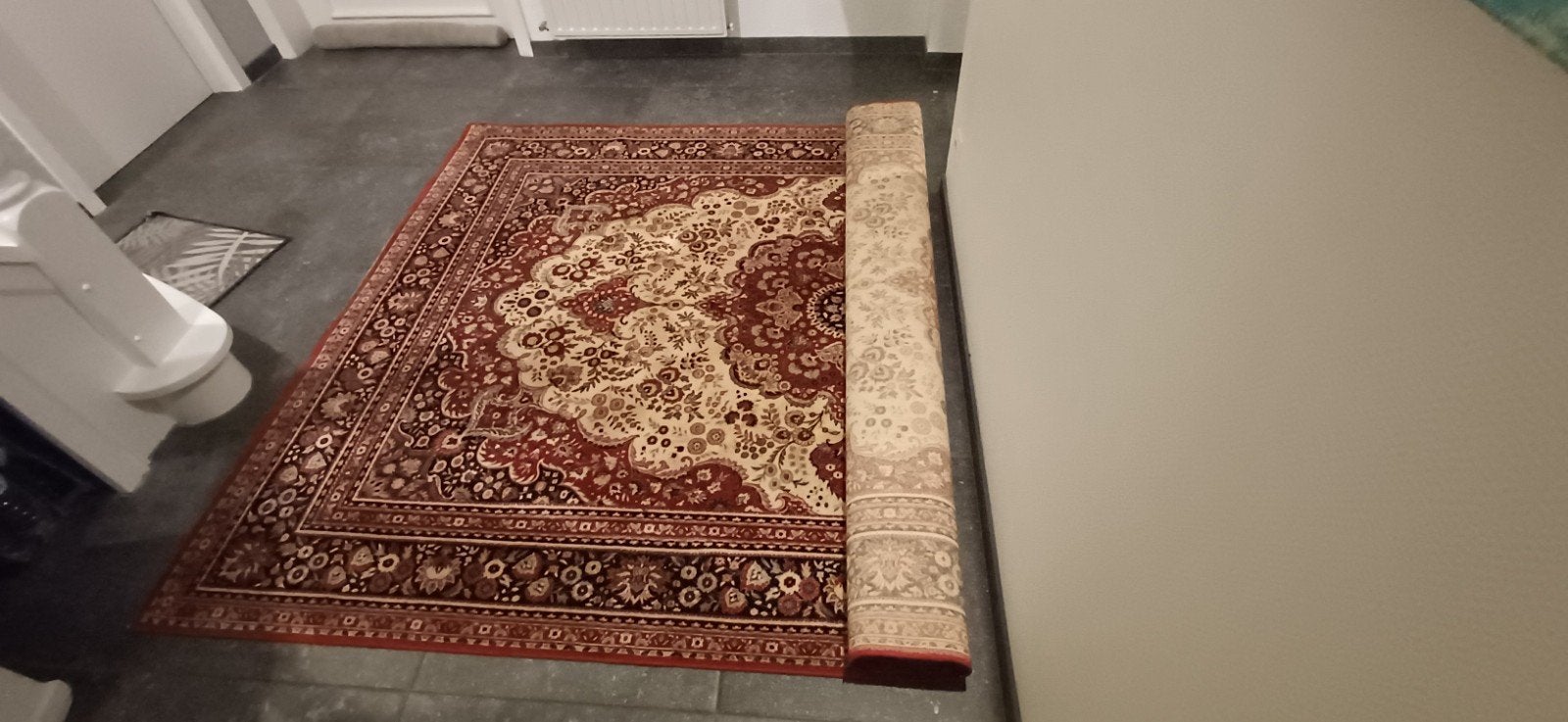 moquetter, Rouge, 200 cm ou plus, 150 à 200 cm, Comme neuf