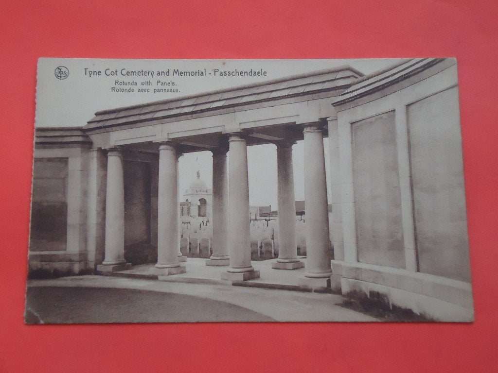Oorlog 1914 - 1918  Tyne Cot Cemetery  Passendaele, Collections, Cartes postales | Belgique, Enlèvement ou Envoi, 1920 à 1940