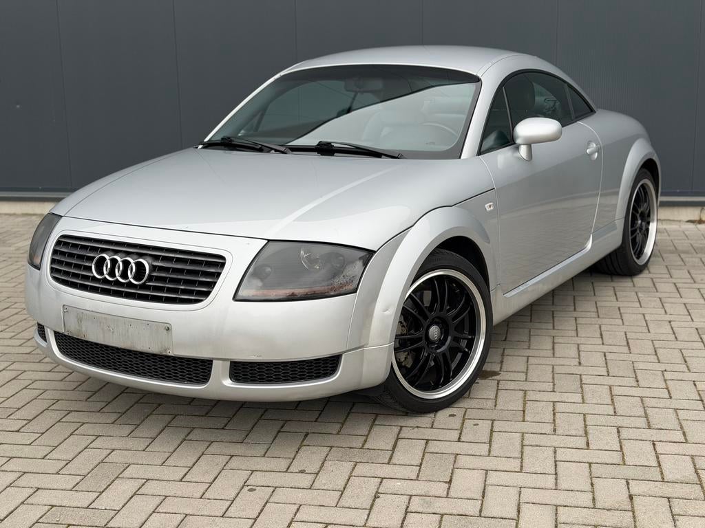 Audi TT 1.8T / 1999 / Airco, Autos, Audi, Entreprise, Achat, TT, Sièges chauffants, Essence, Coupé, 3 portes, Boîte manuelle, Argent ou Gris