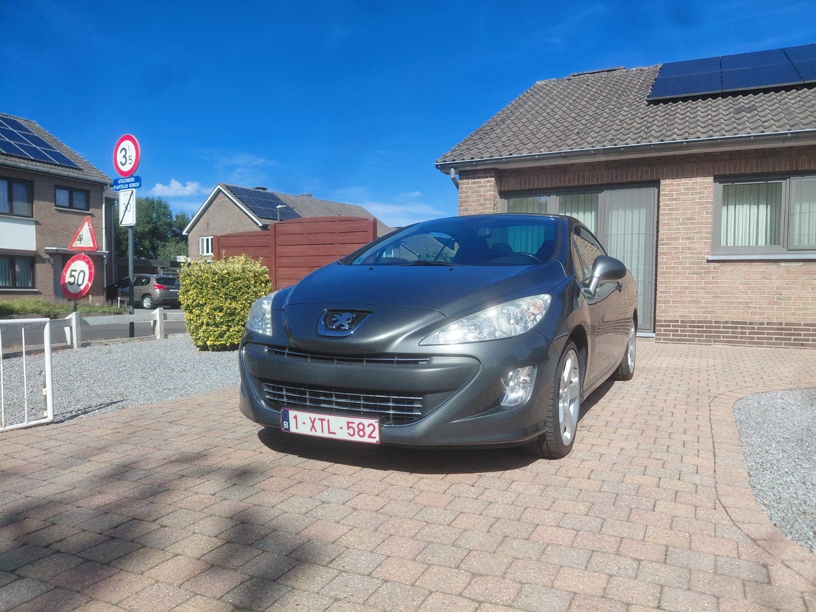 peugeot 308cc met airco zetelverwarming, Autos, Cuir, Cabriolet, Boîte manuelle, Noir