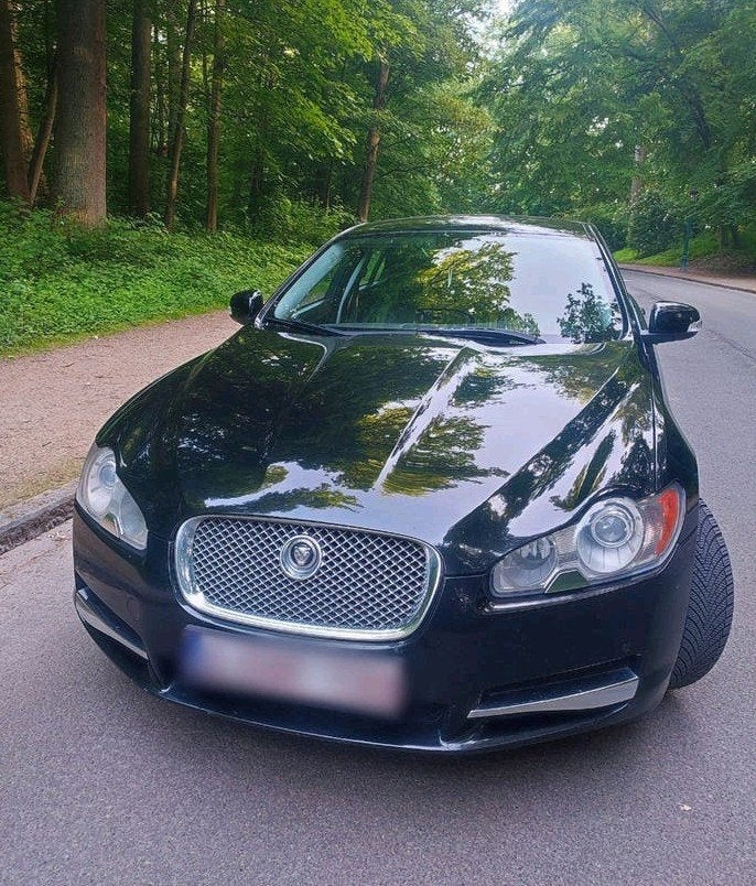 Jaguar XF 2.7 V6 207cv, avec ou sans contrôle technique, Auto's, Automaat, Dealer onderhouden, Achterwielaandrijving, Zwart