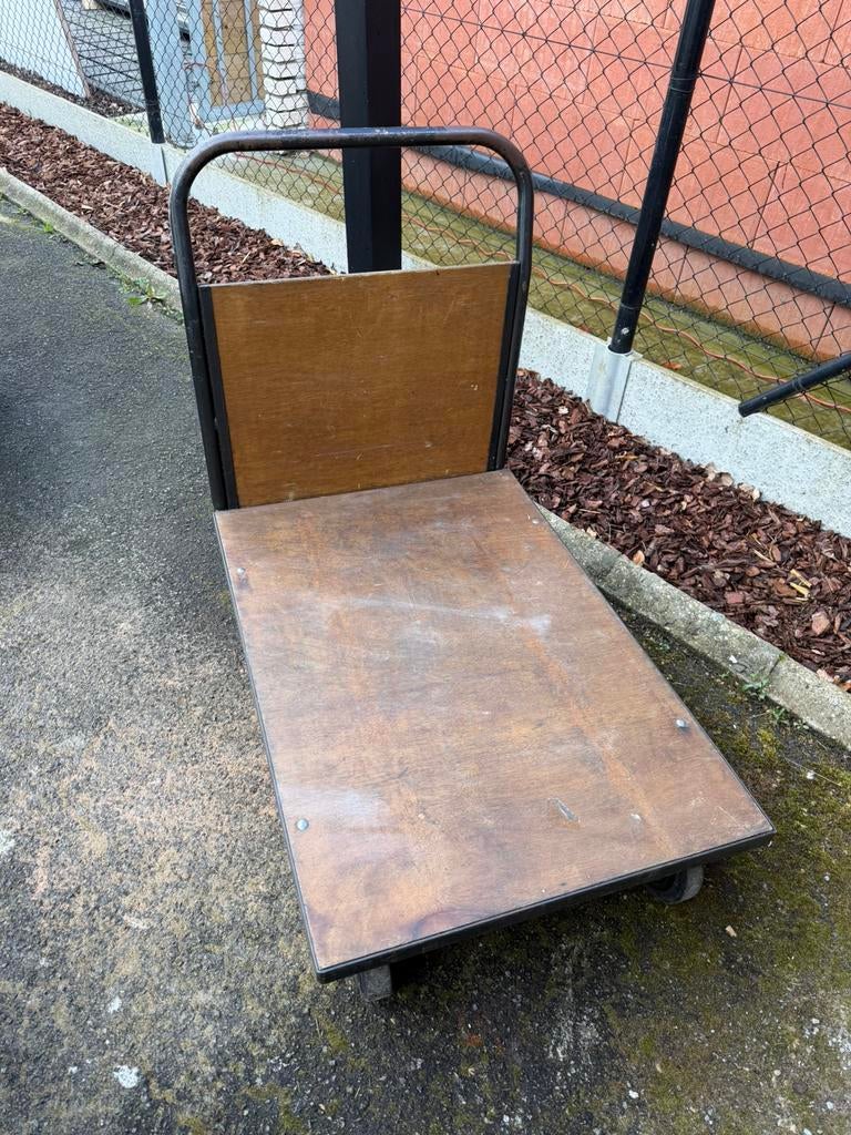 Chariot de transport, Enlèvement, Utilisé