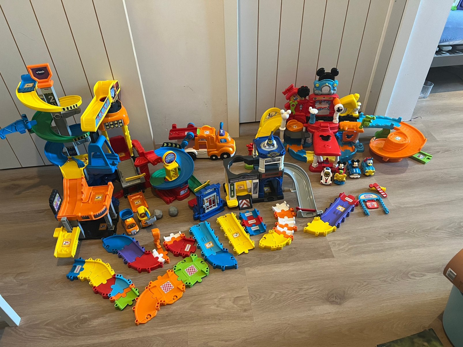 GROTE SPEELGOEDUITVERKOOP - vtech toet toet set, Ophalen, Zo goed als nieuw