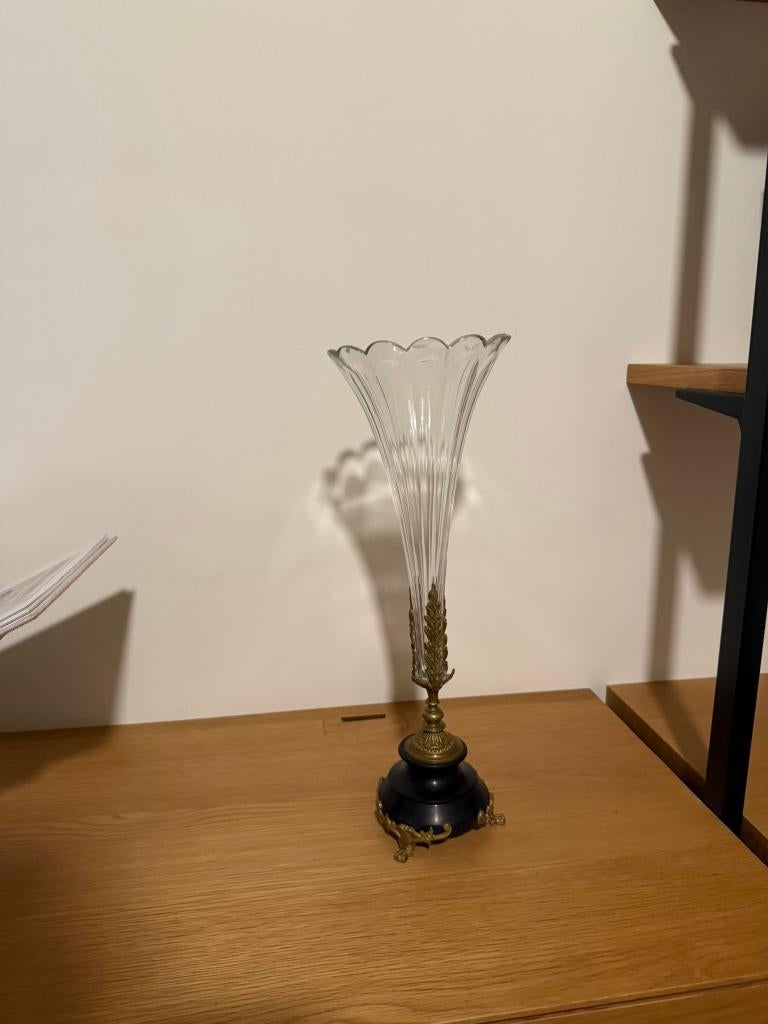 Un vase Solifleur ancien (style Napoléon II), Enlèvement ou Envoi