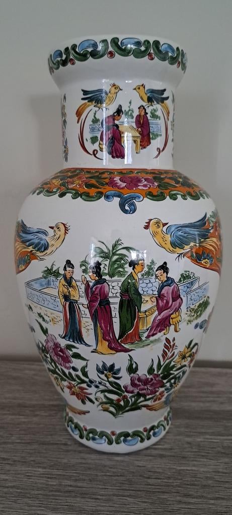 Antieke decoratieve Japanse vaas, Ophalen