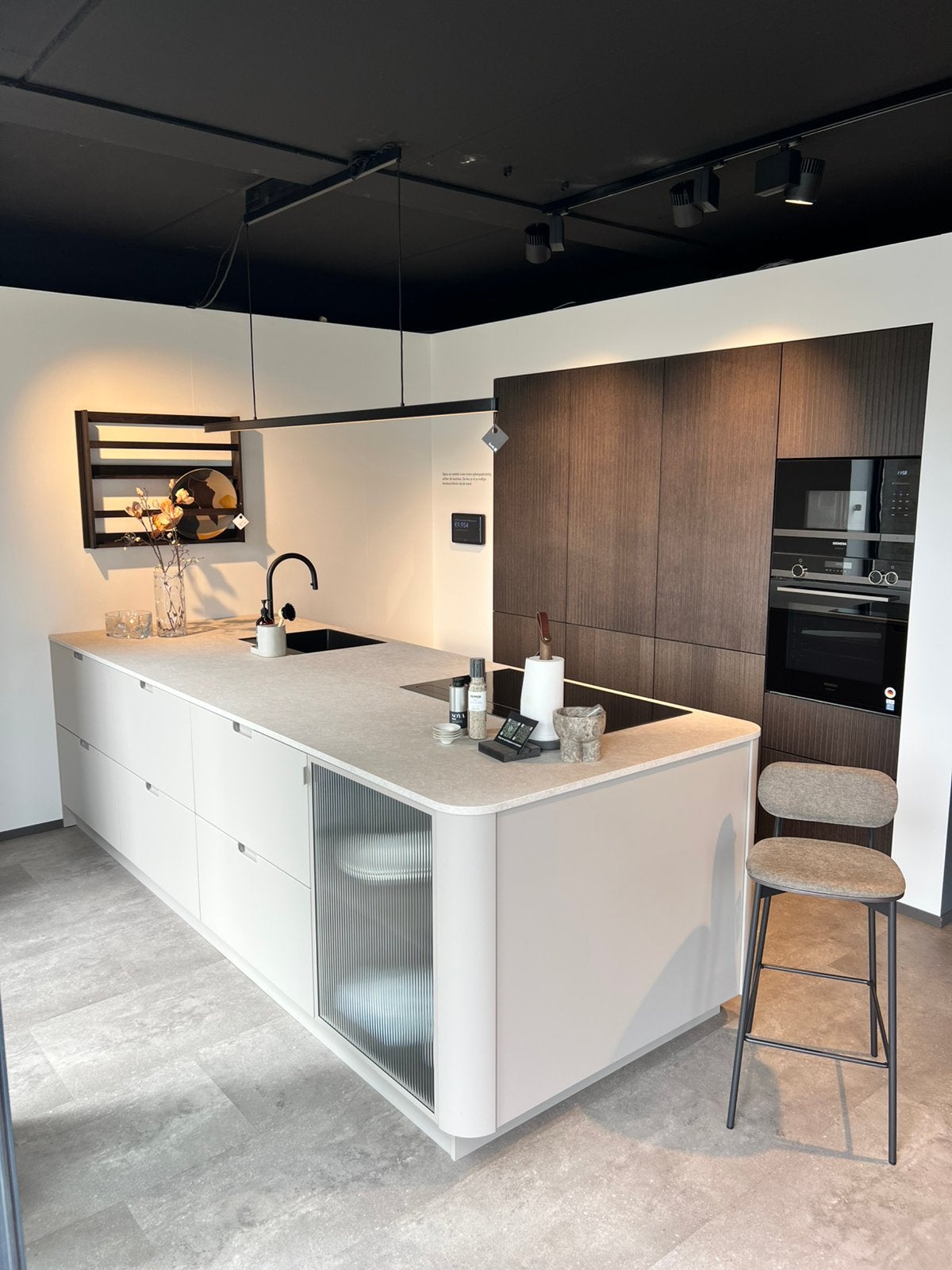 Eiland te koop - Kvik Evento Arizona beige +optie kookplaat, Maison & Meubles, Enlèvement, Comme neuf
