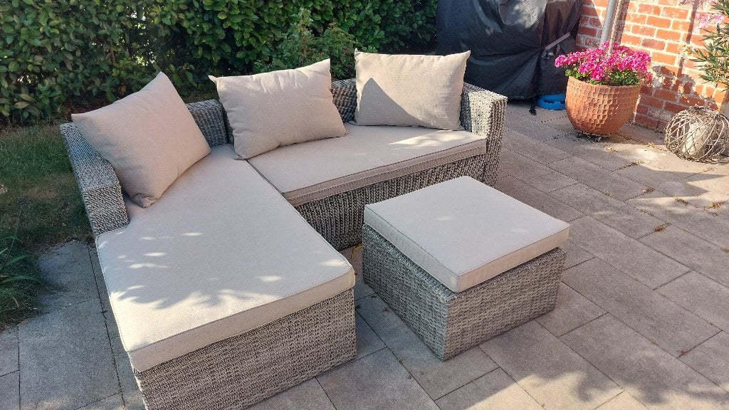 Ensemble de salon avec coussins, Comme neuf, Synthétique, Banque, Sets de jardin