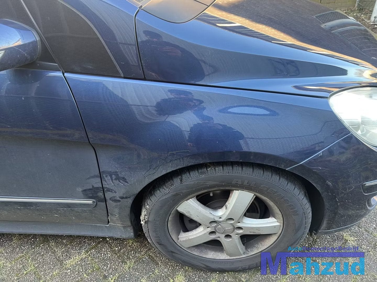 MERCEDES B KLASSE W245 blauw 375 rechts voorscherm 2005-2011, Gebruikt, Mercedes-Benz AG, Mercedes-Benz, Mercedesstrasse 120
70372  Stuttgart, DE