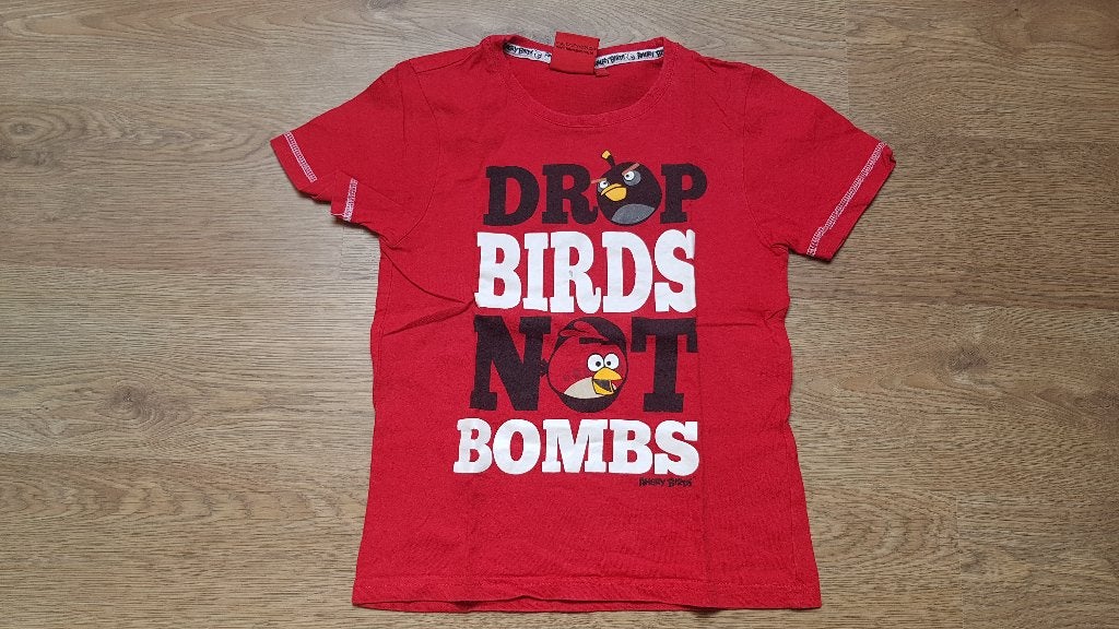 rode t-shirt Angry Birds maat 128, Kinderen en Baby's, Gebruikt, Ophalen of Verzenden, Angry bird, Shirt of Longsleeve