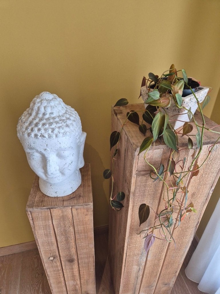 Robuust decoratief boeddha sculptuur ( steen/beton ), Steen/keramiek, 33 cm, Ophalen of Verzenden, Wit