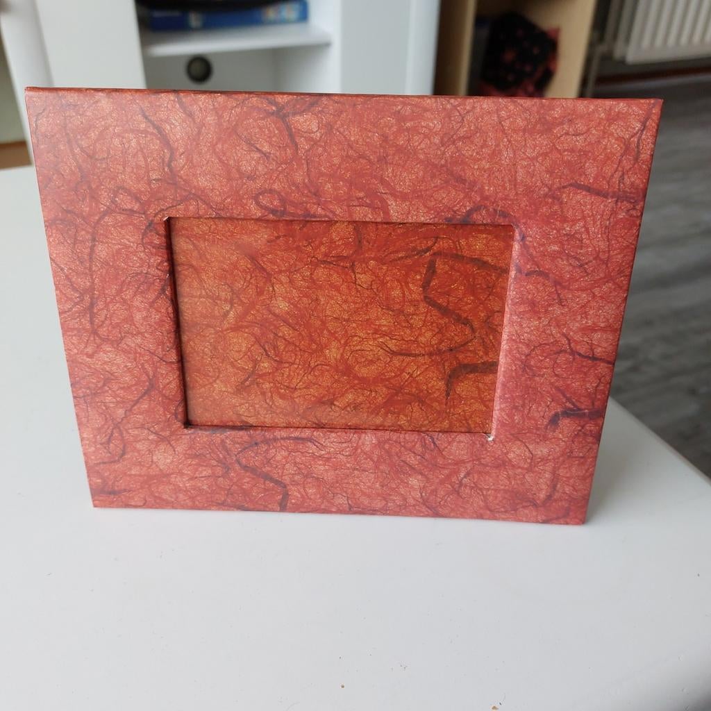 Decoratieve fotolijst bekleed met getextureerd papier, Huis en Inrichting, Ophalen, Minder dan 50 cm, Gebruikt, Minder dan 50 cm