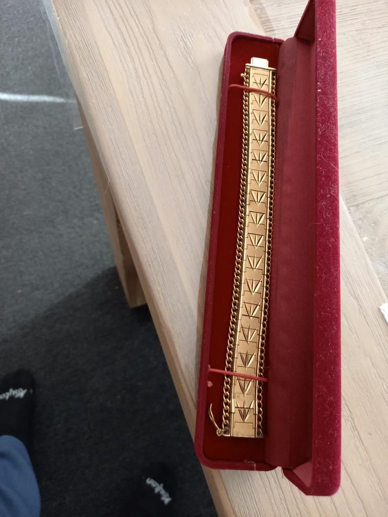 Vergulden armband 18k 0.750, Muziek en Instrumenten, Ophalen of Verzenden, Zo goed als nieuw