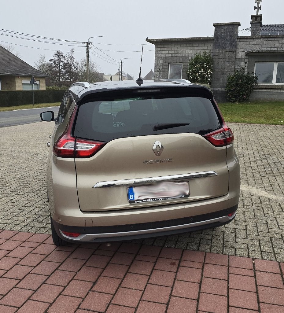 Renault Grand Scénic Initiale Paris à vendre, Autos, Cuir, Achat, Attache-remorque, 7 places